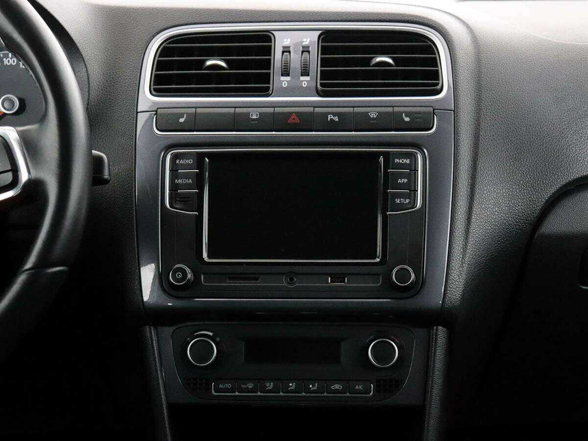 Volkswagen Polo, 2019 Фото №11