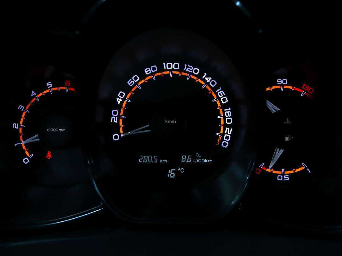 Lada (ВАЗ) Vesta SW, 2020 Фото №13