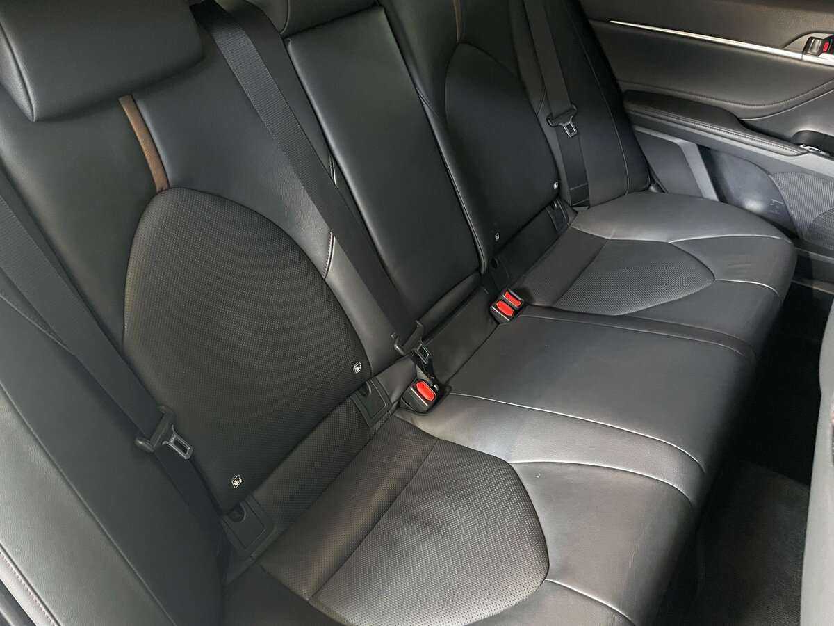 Toyota Camry, 2018 Фото №19