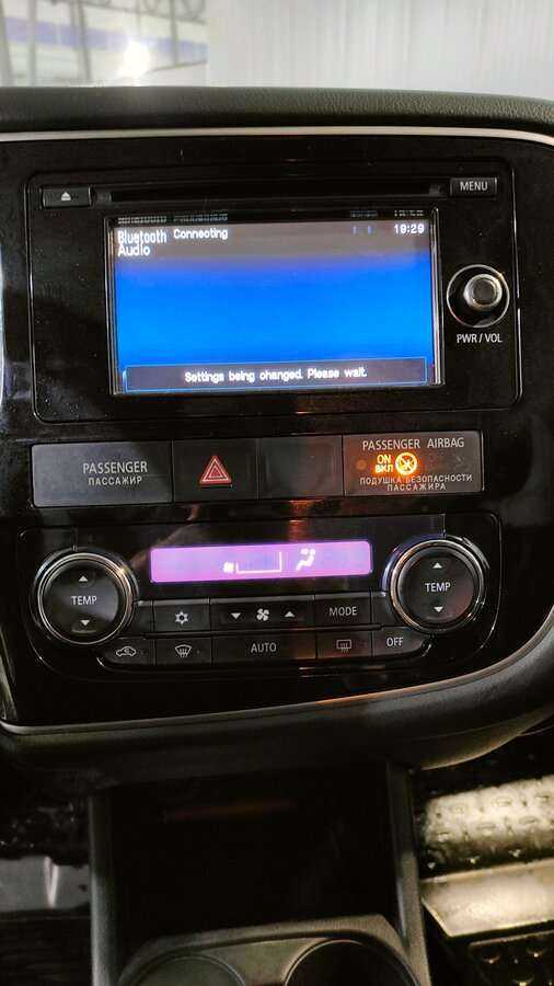 Mitsubishi Outlander, 2012 Фото №11