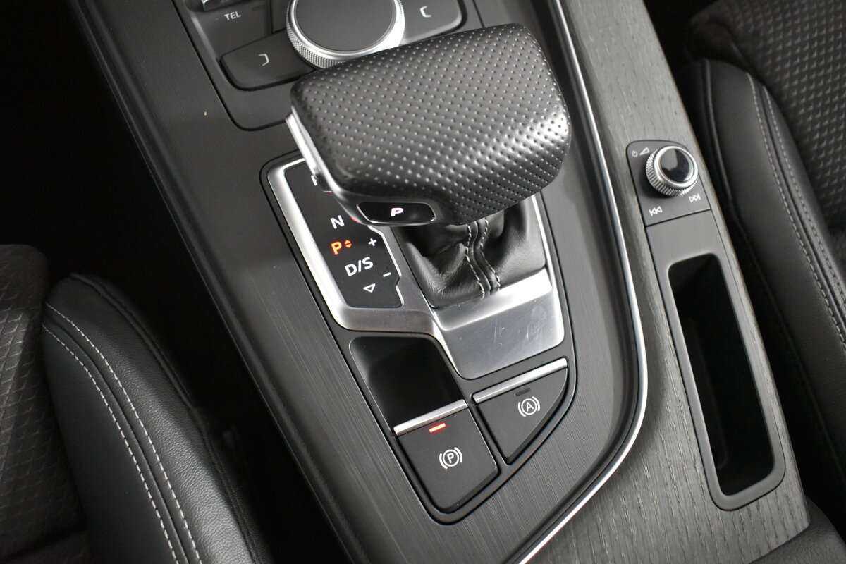 Audi A4, 2018 Фото №18