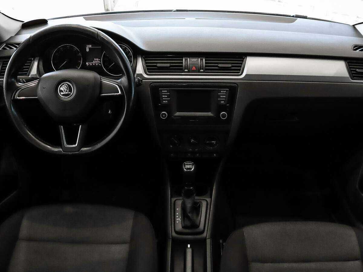 Skoda Rapid, 2016 Фото №11