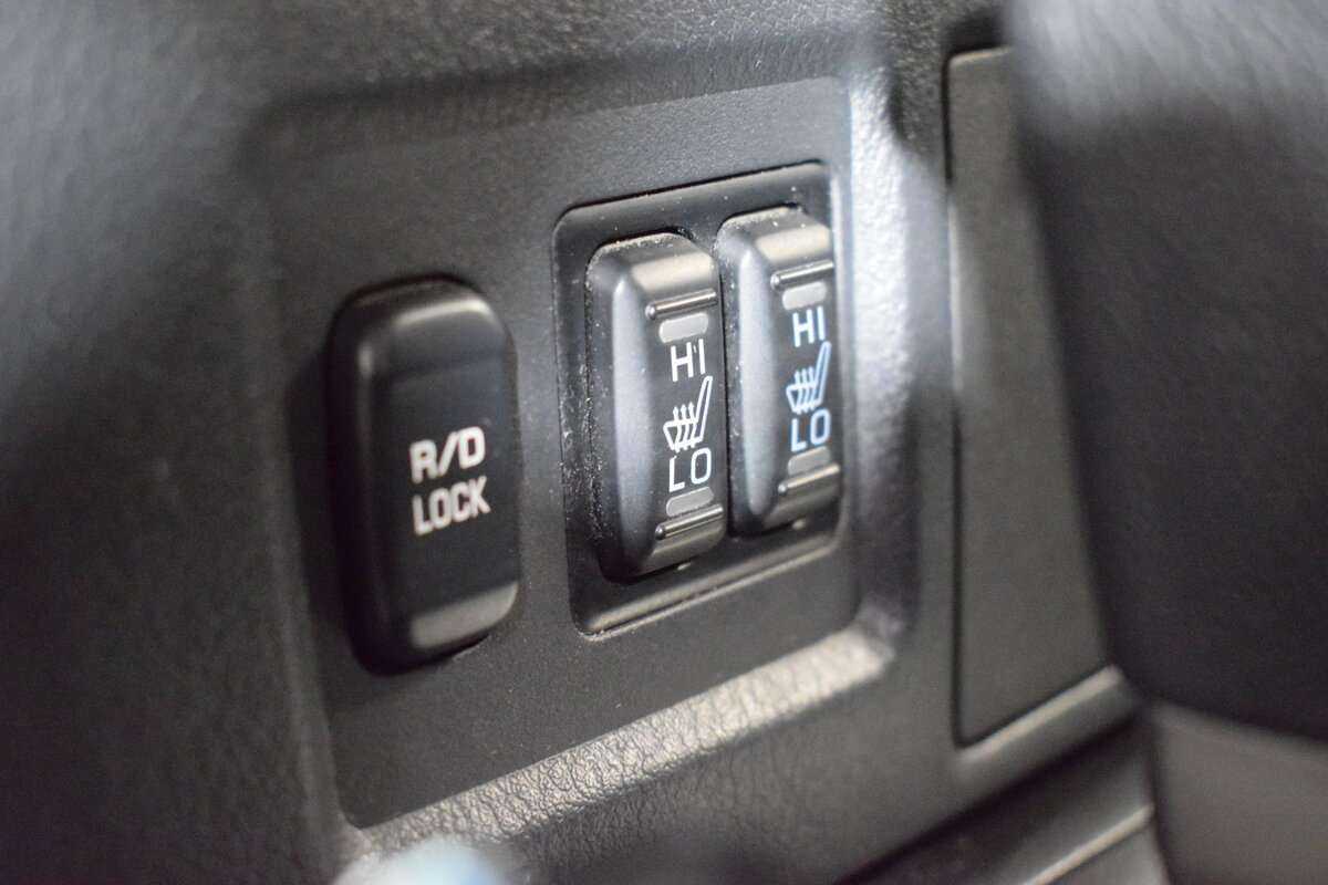 Mitsubishi Pajero, 2014 Фото №20