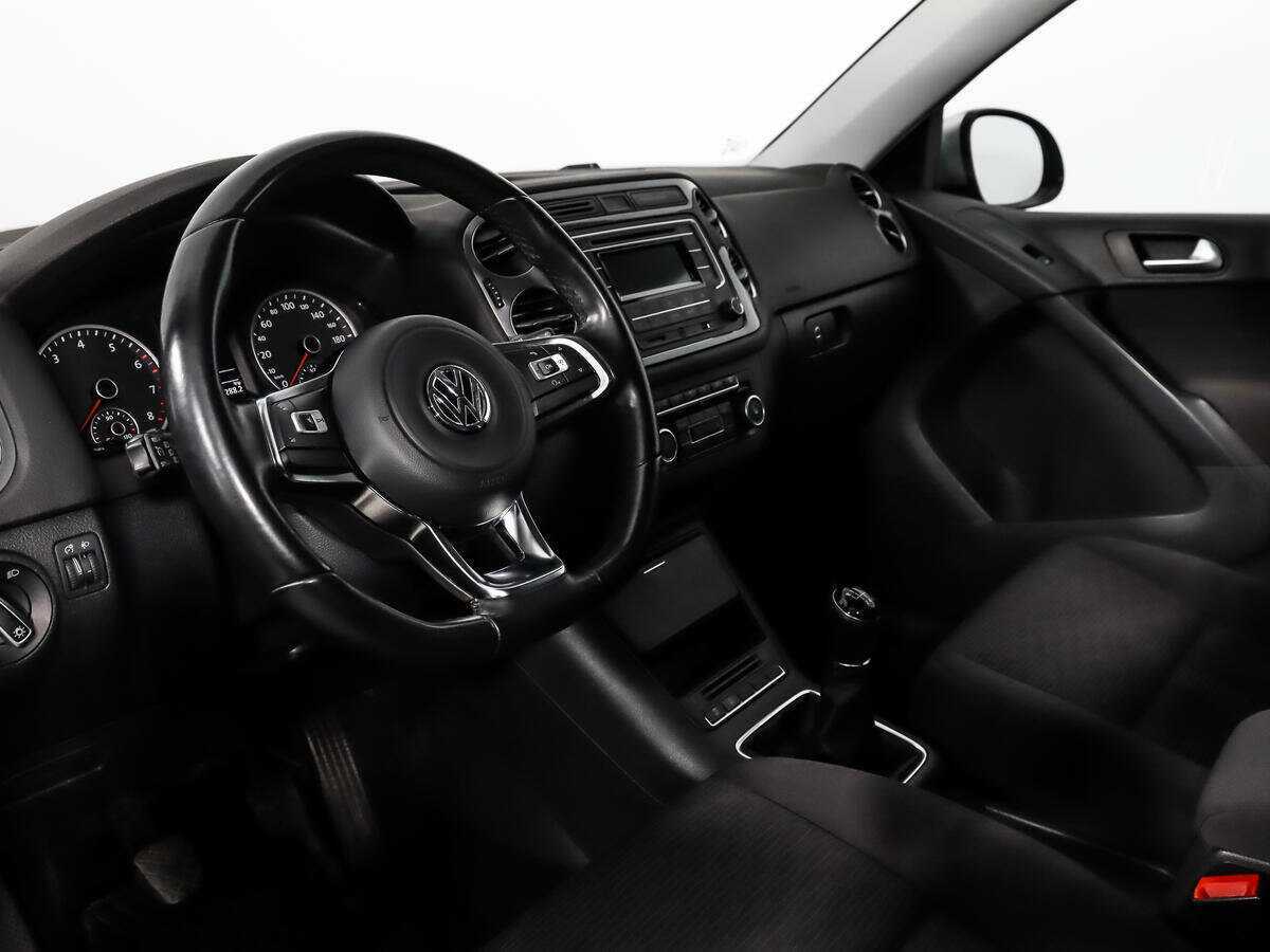 Volkswagen Tiguan, 2012 Фото №9