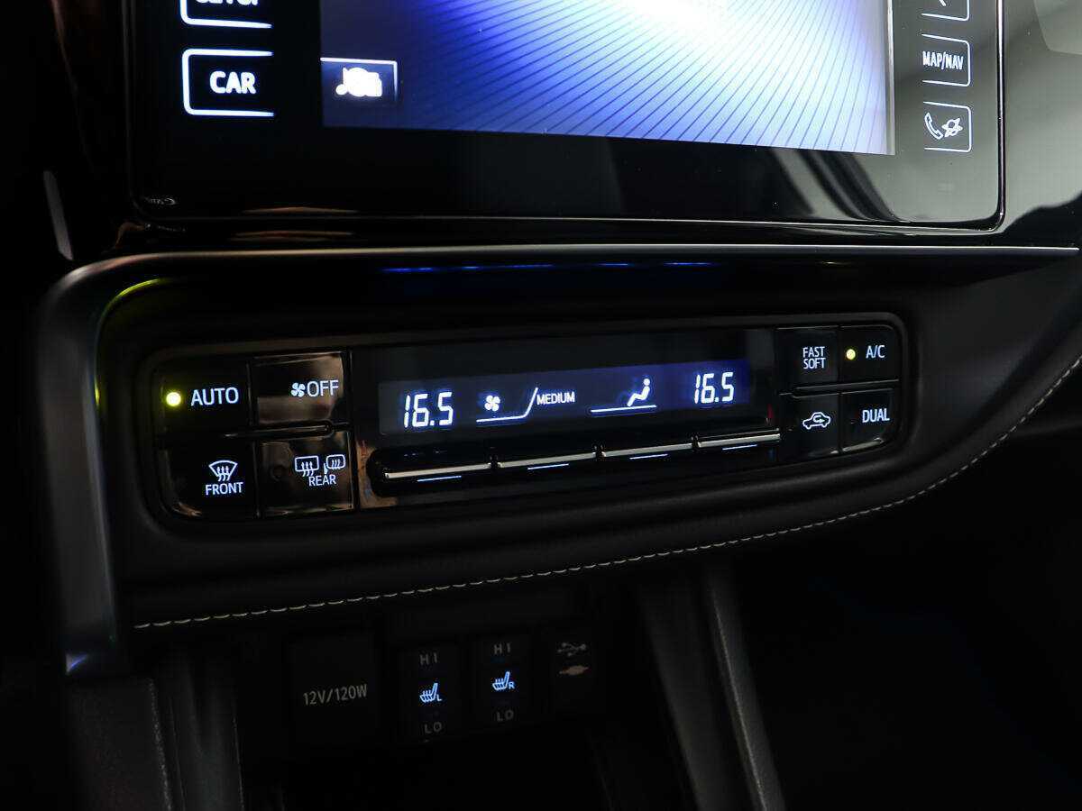 Toyota Corolla, 2017 Фото №15