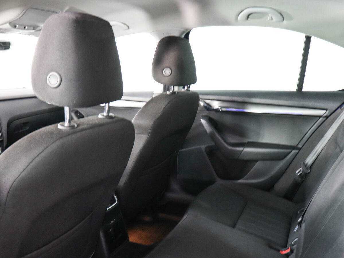 Skoda Octavia, 2018 Фото №12