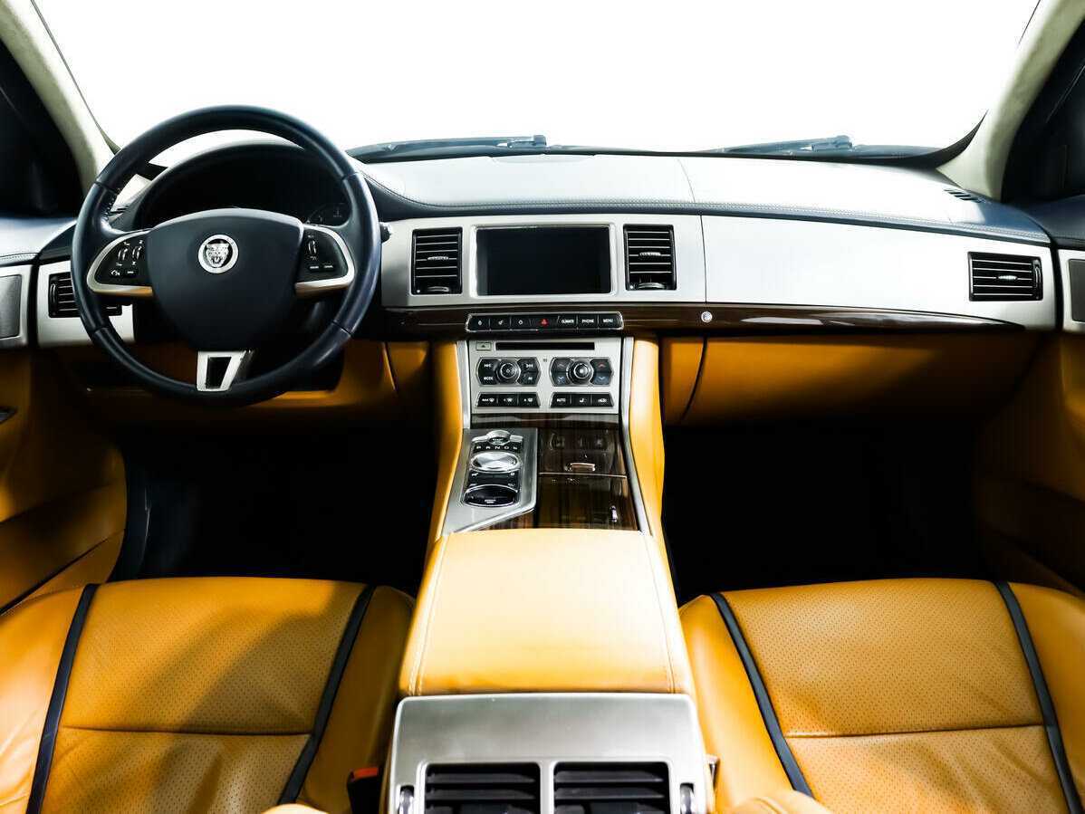 Jaguar XF, 2012 Фото №9
