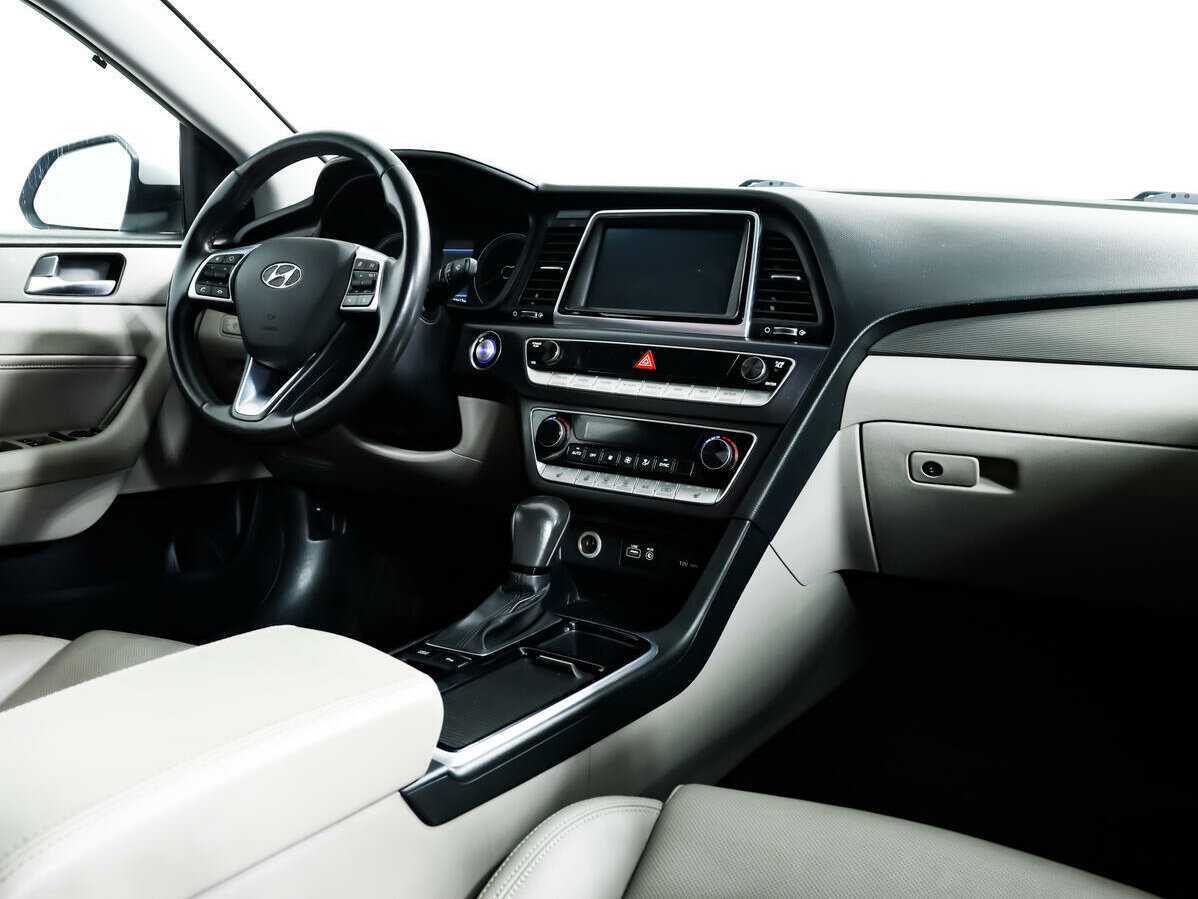 Hyundai Sonata, 2018 Фото №9