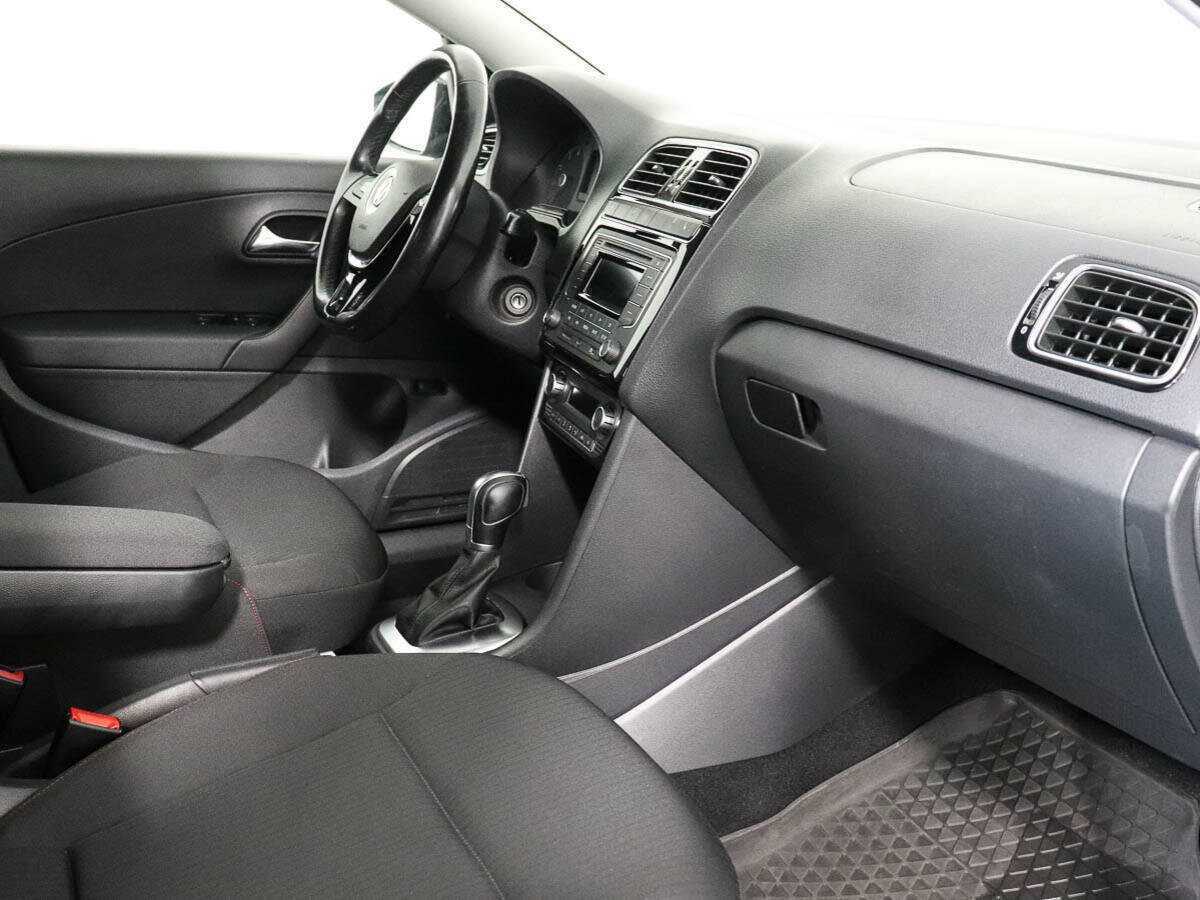 Volkswagen Polo, 2017 Фото №7