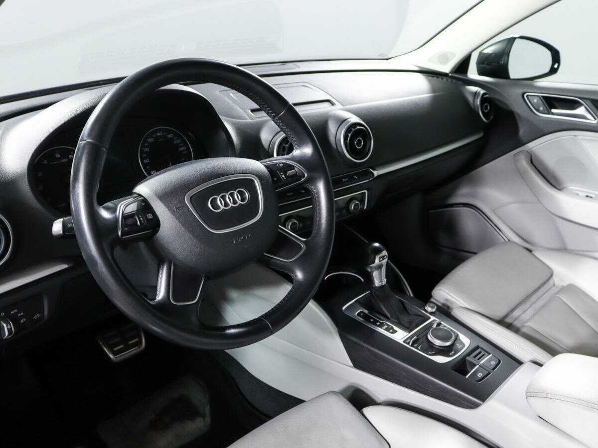 Audi A3, 2015 Фото №12