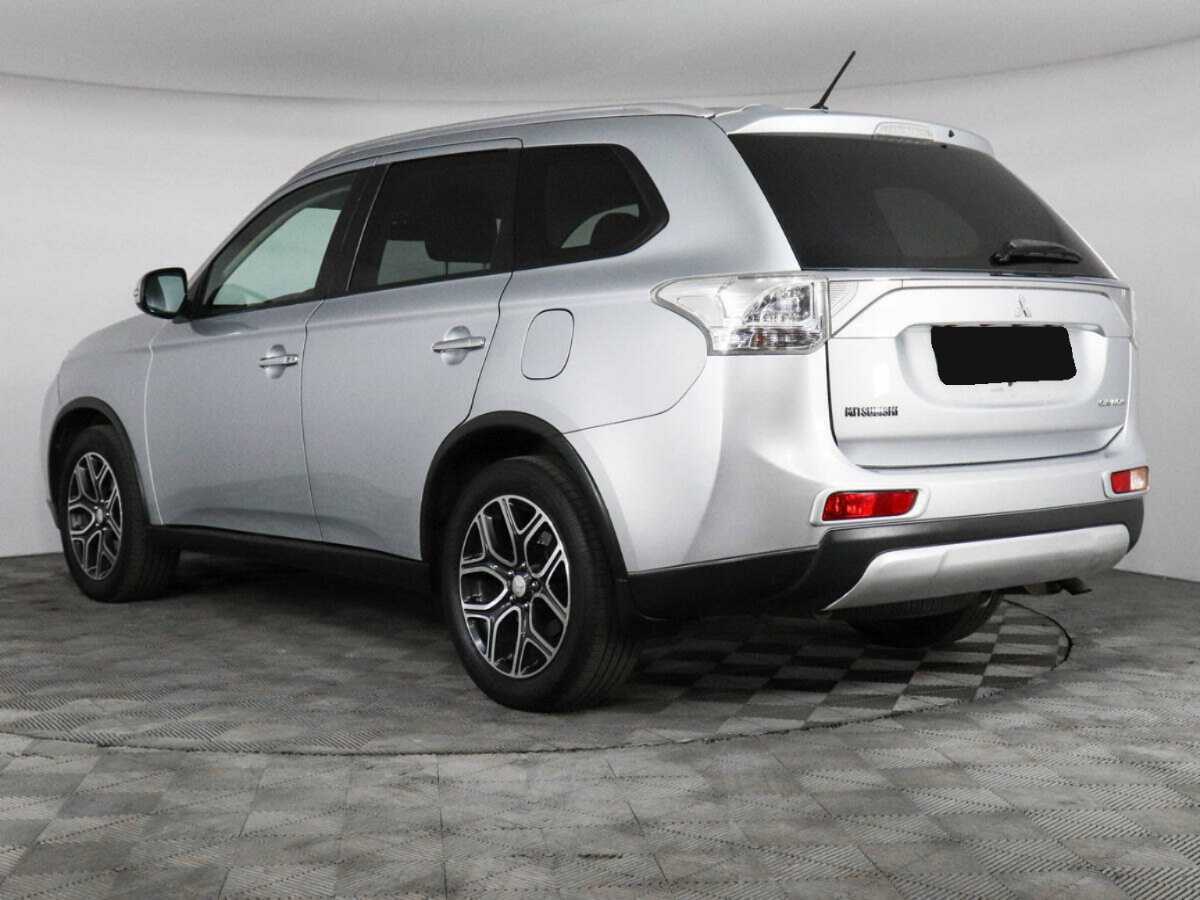 Mitsubishi Outlander, 2014 - 194 845 км. | Фото №7