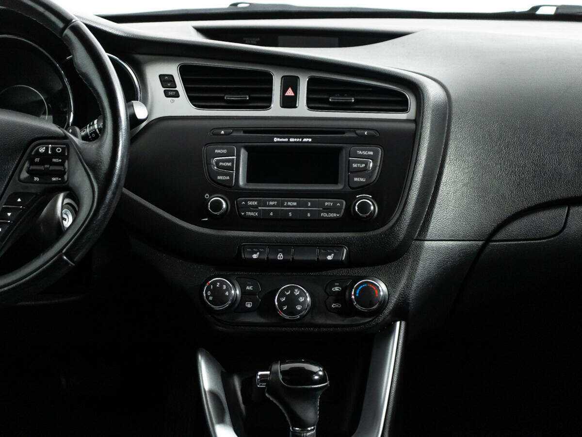 Kia Ceed, 2015 Фото №14