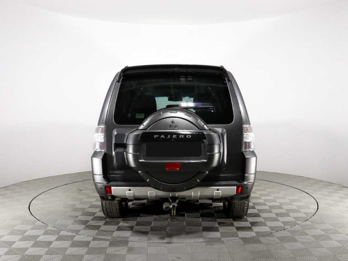Mitsubishi Pajero, 2012 - 283 912 км. | Фото №7