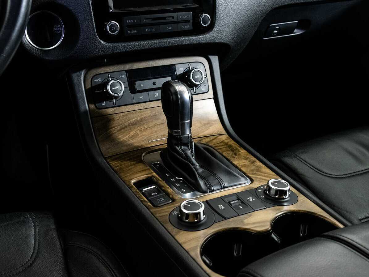 Volkswagen Touareg, 2012 Фото №12
