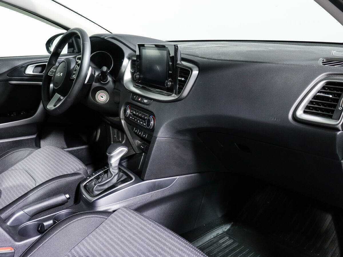 Kia Ceed, 2022 Фото №9