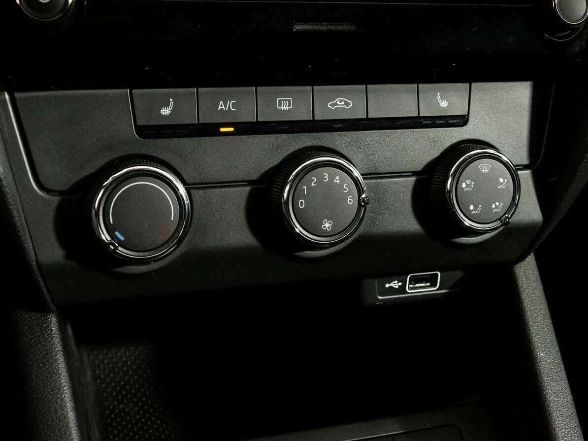 Skoda Octavia, 2020 Фото №12