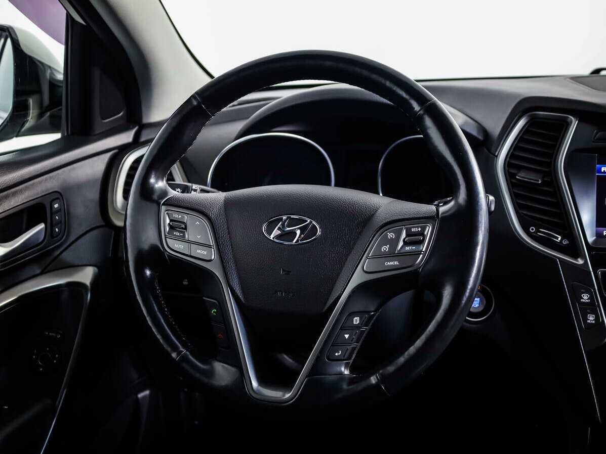 Hyundai Santa Fe Grand, 2017 Фото №10