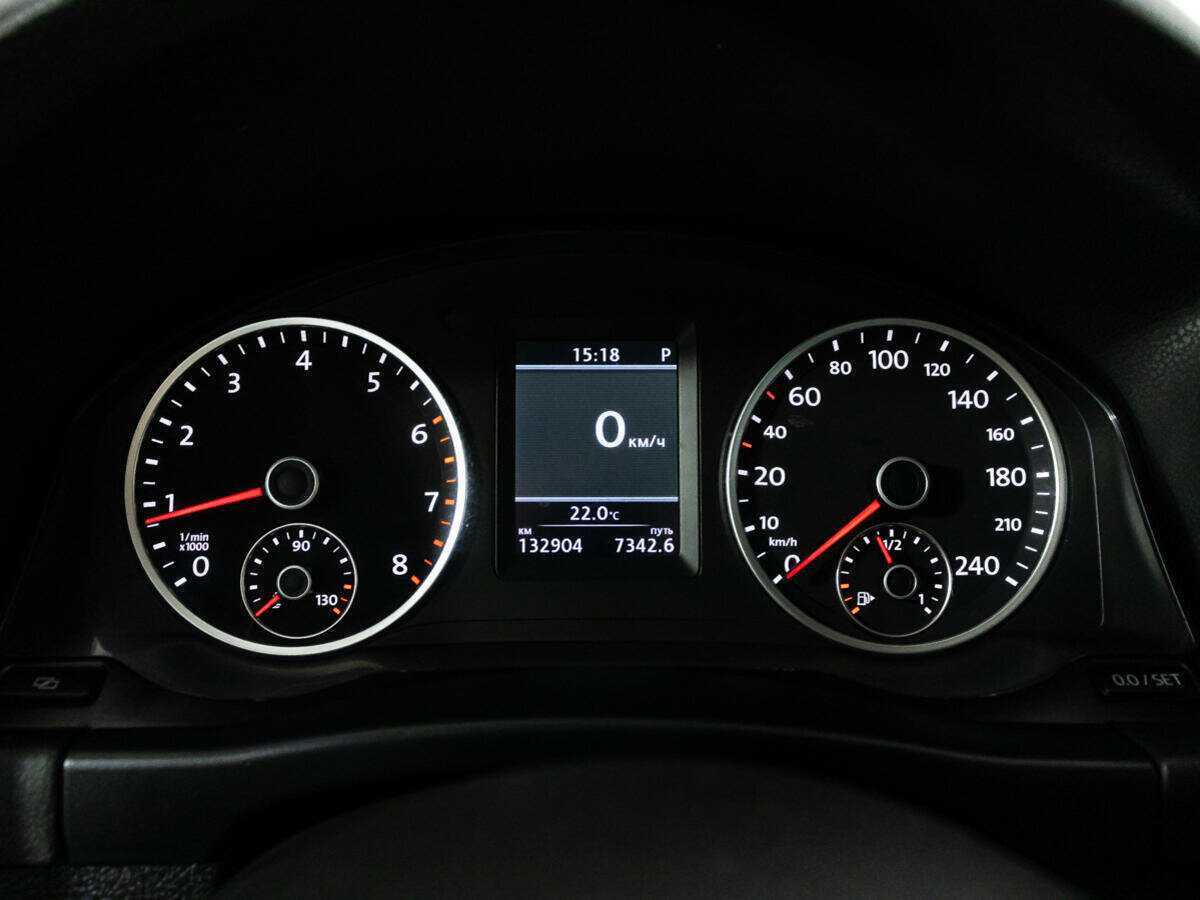 Volkswagen Tiguan, 2012 Фото №12