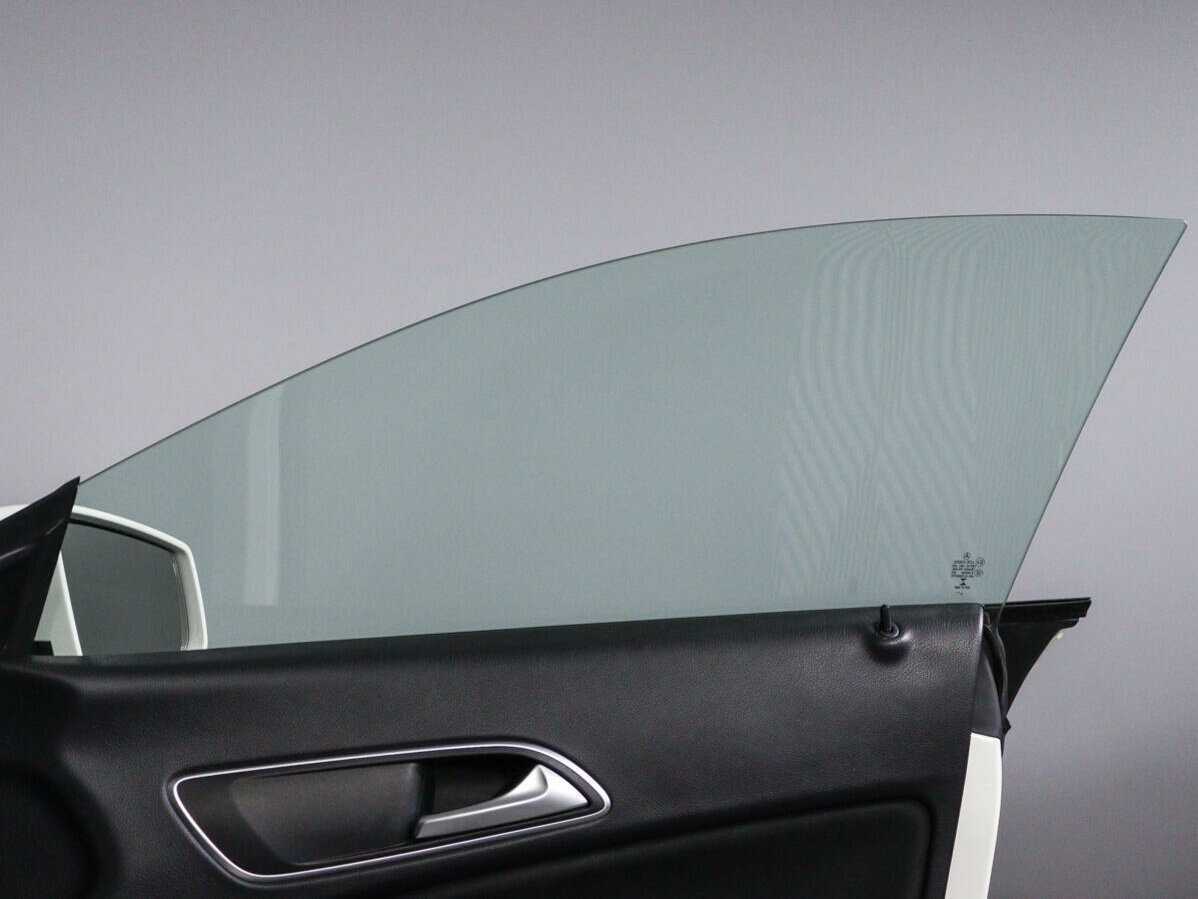 Mercedes-Benz CLA 200, 2016 Фото №16