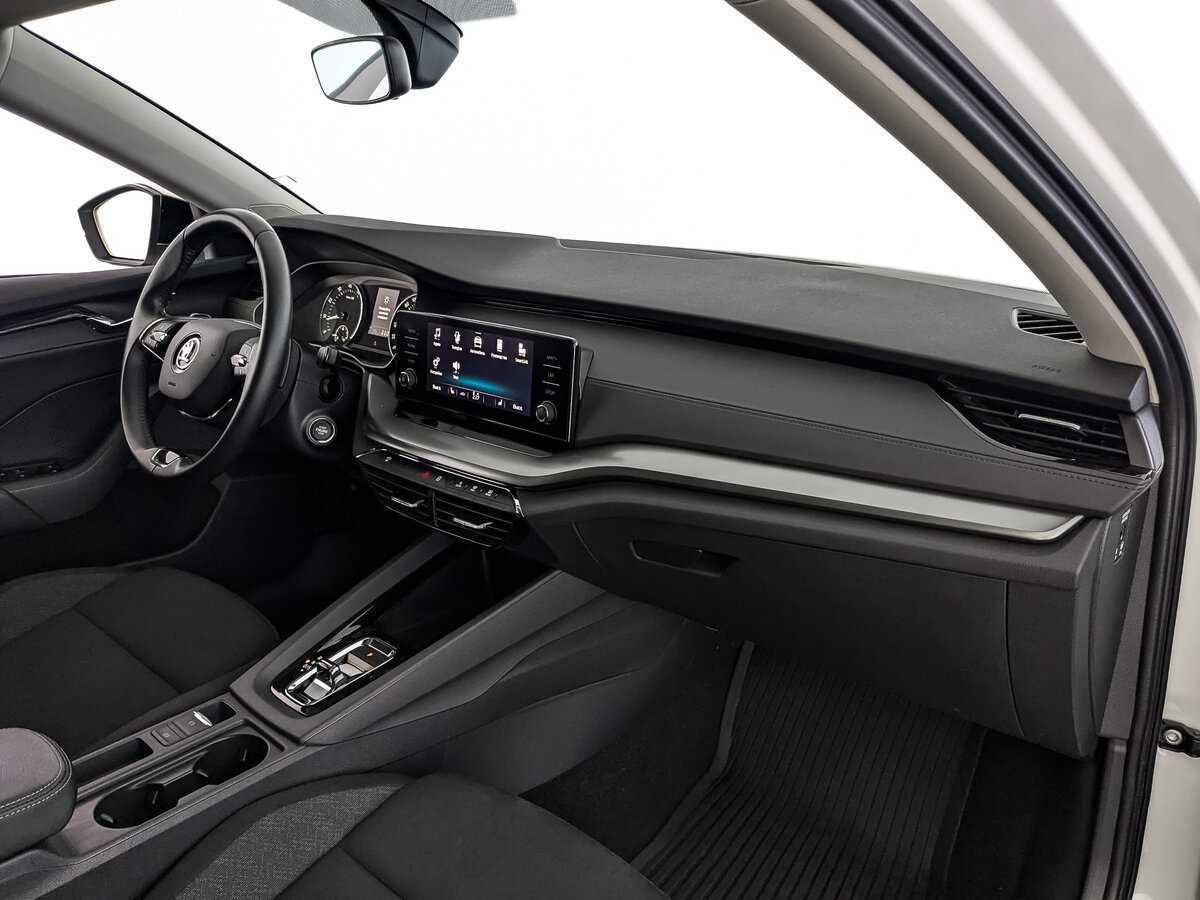 Skoda Octavia, 2021 Фото №9