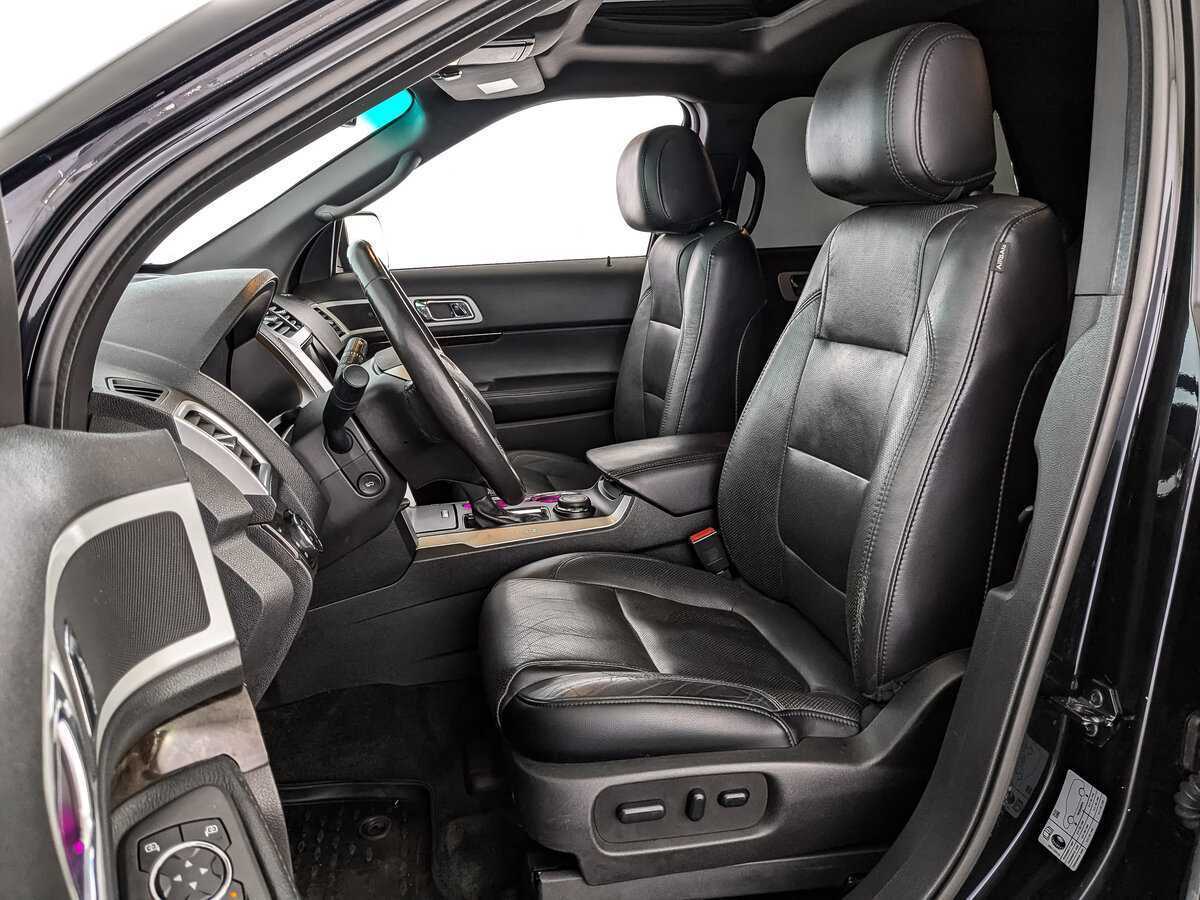 Ford Explorer, 2015 Фото №16