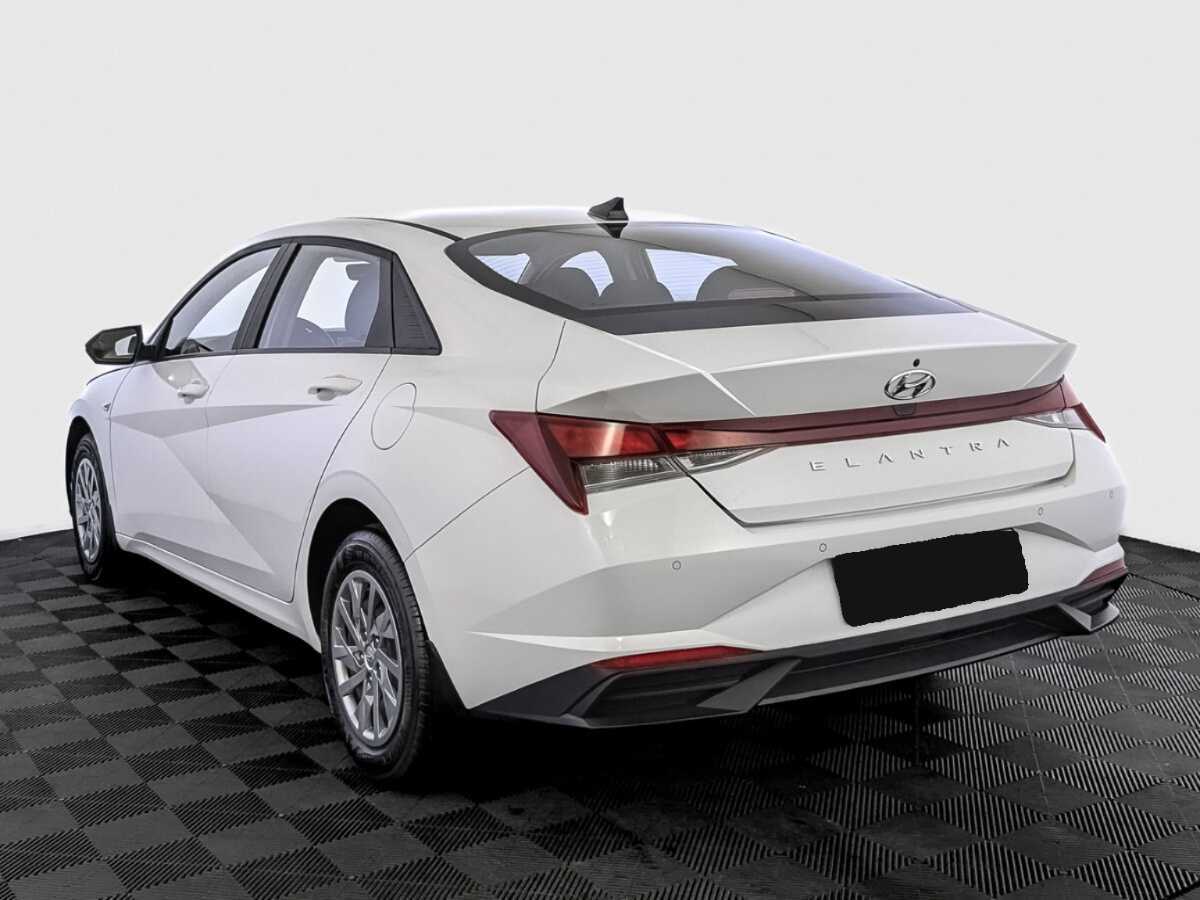 Hyundai Elantra, 2022 Фото №7