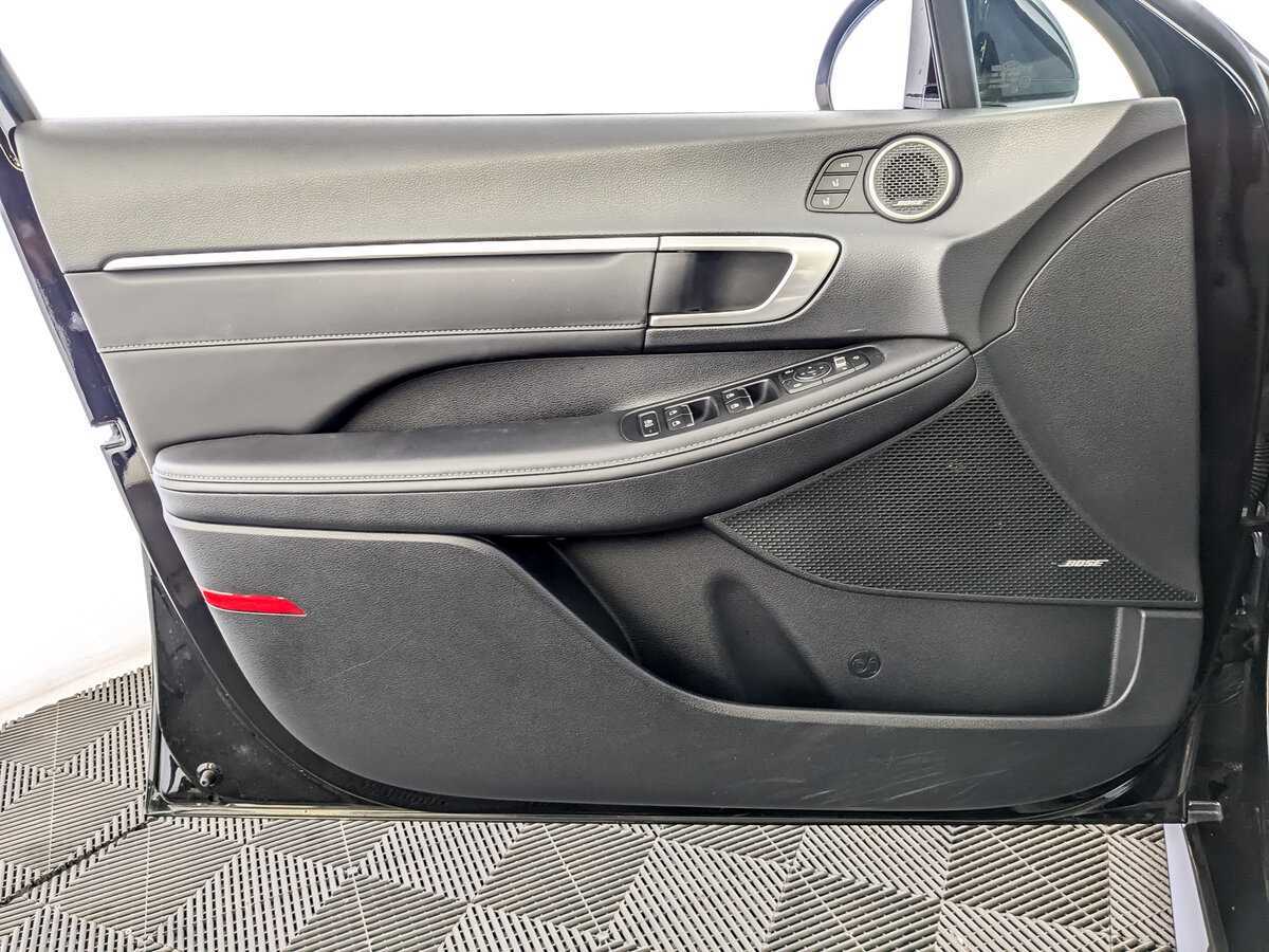 Hyundai Sonata, 2022 Фото №15