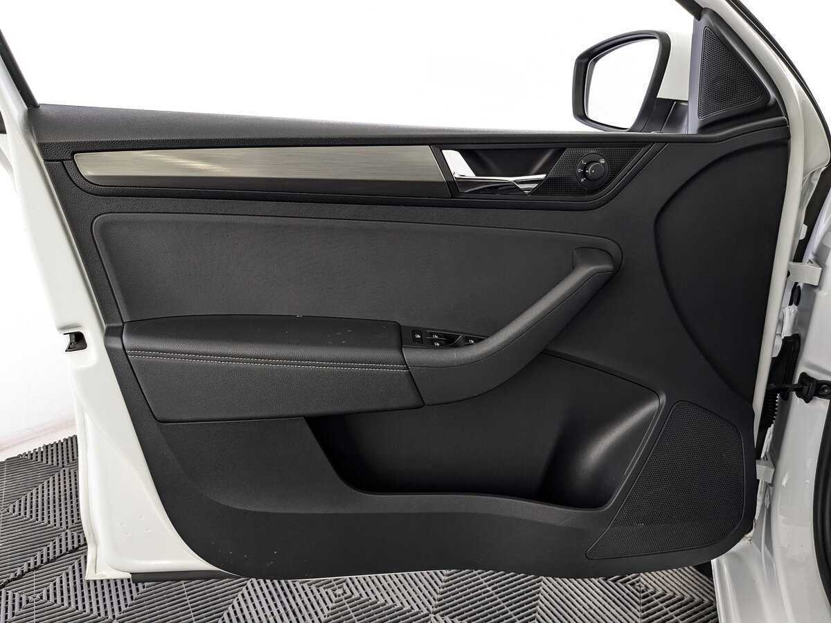 Skoda Rapid, 2018 Фото №15