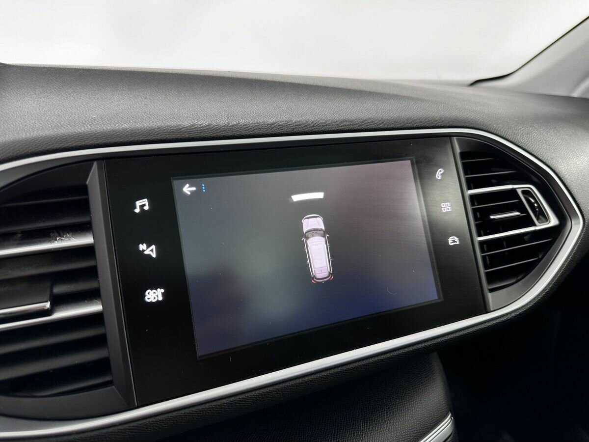 Peugeot 308, 2018 Фото №12