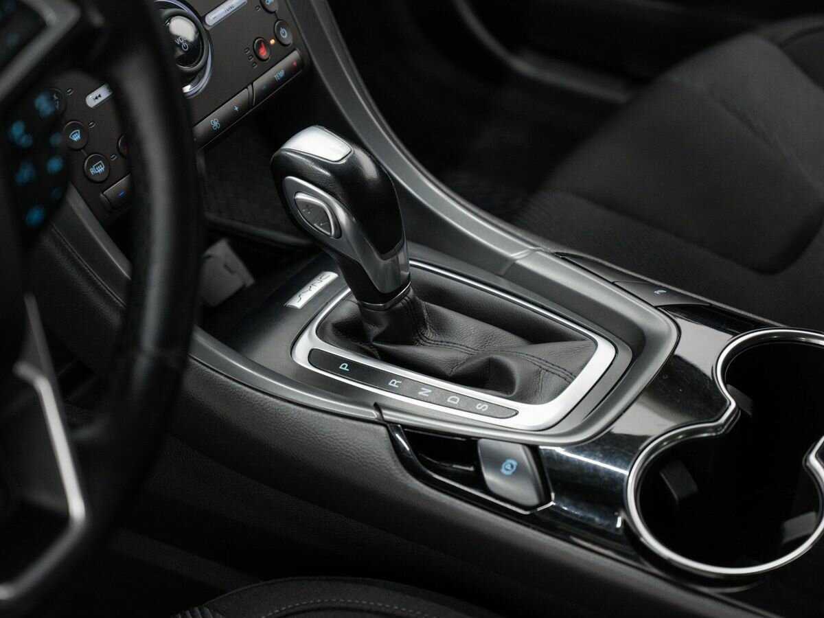 Ford Mondeo, 2016 Фото №16