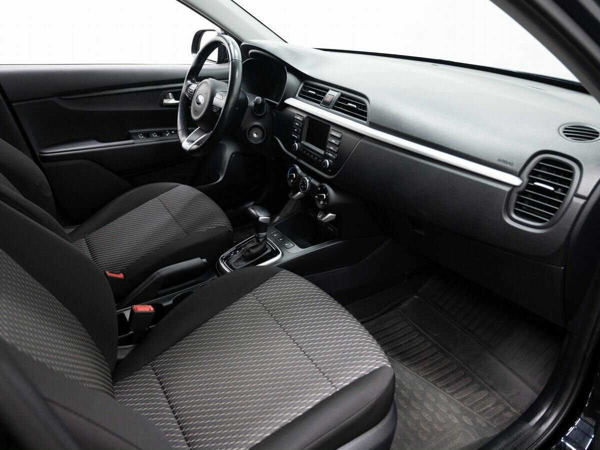 Kia Rio X-Line, 2018 Фото №11