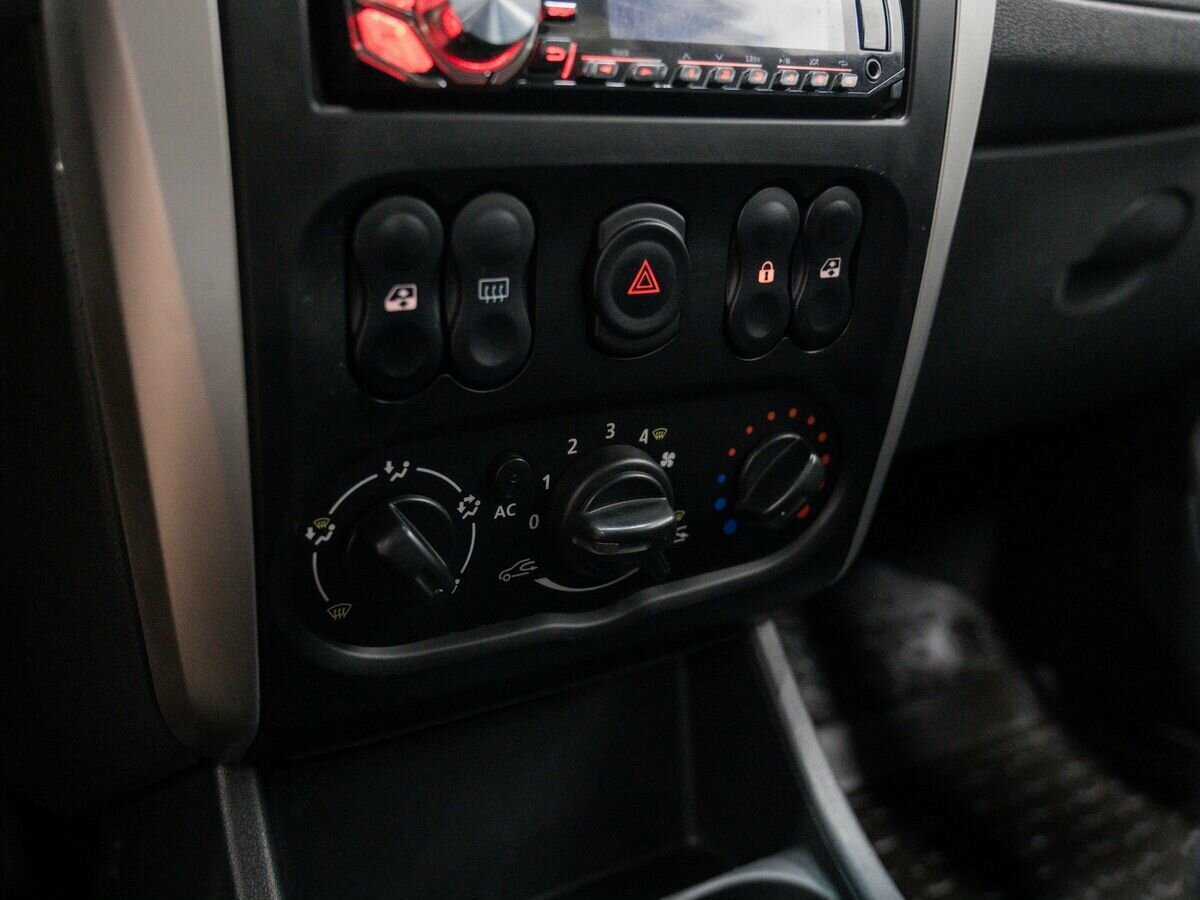 Nissan Almera, 2013 Фото №16