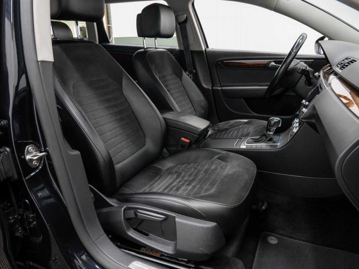 Volkswagen Passat, 2012 - 176 000 км. | Фото №8