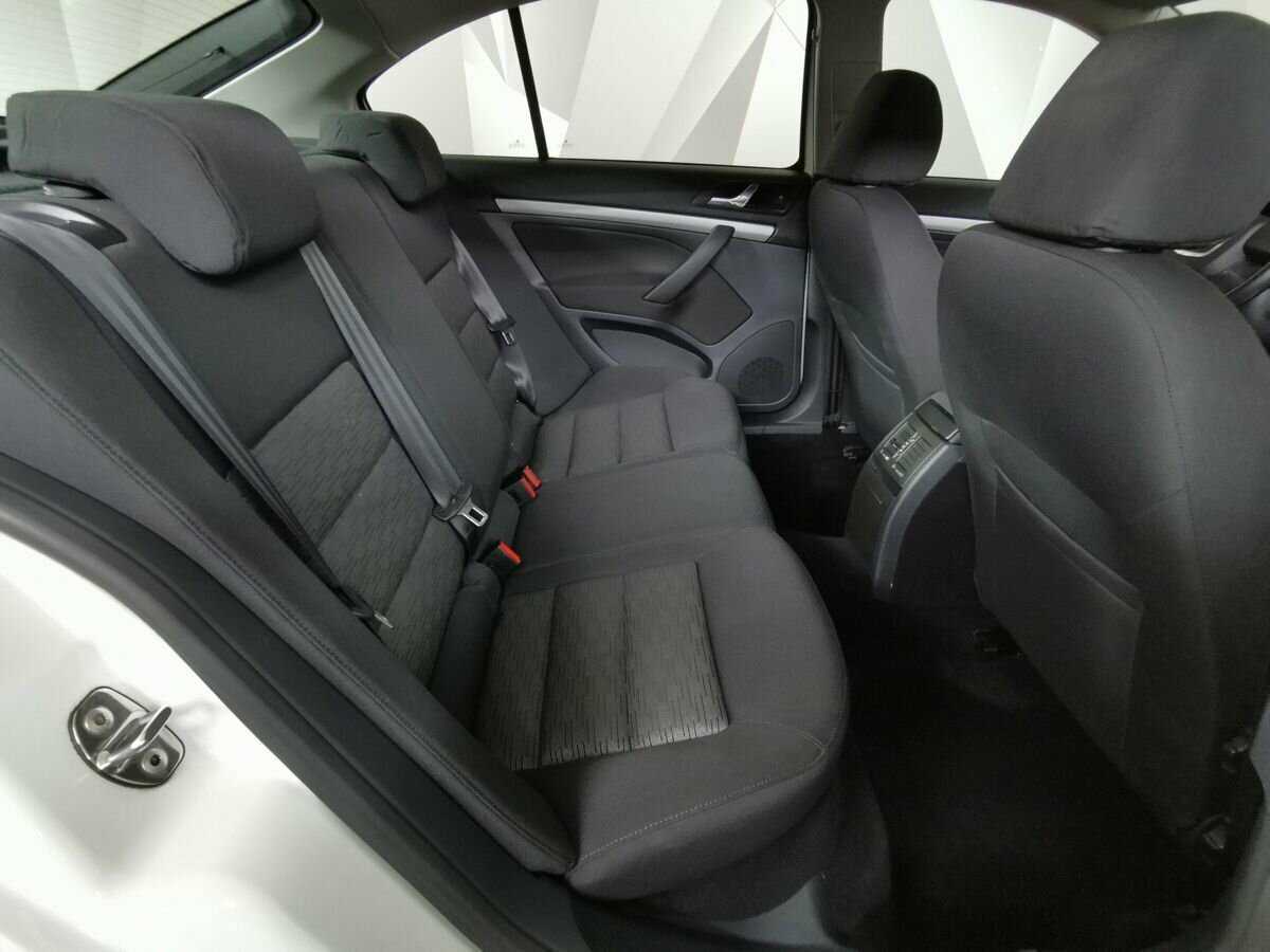 Skoda Octavia, 2012 Фото №12