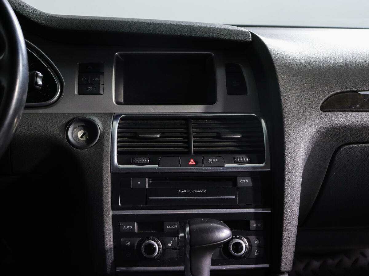 Audi Q7, 2012 Фото №13