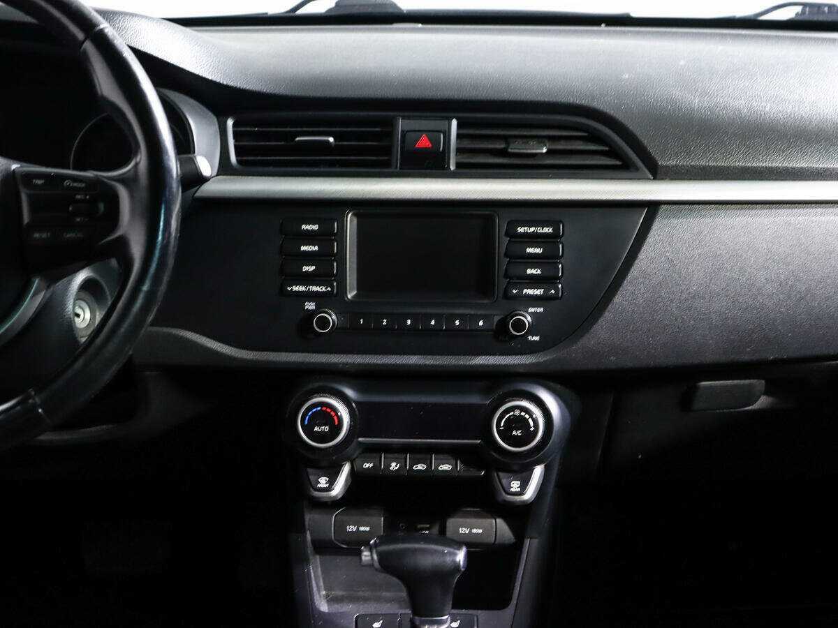 Kia Rio X-Line, 2019 Фото №11