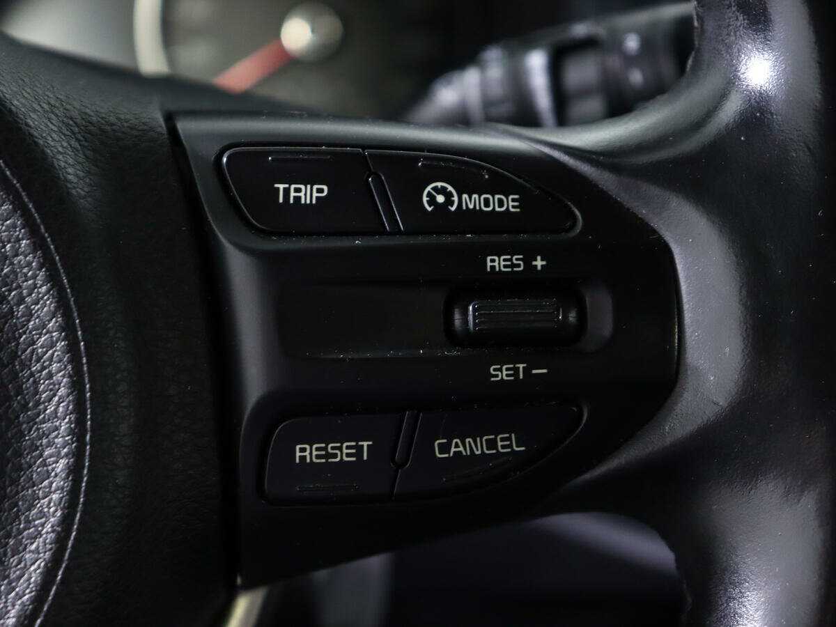 Kia Rio X-Line, 2019 Фото №16