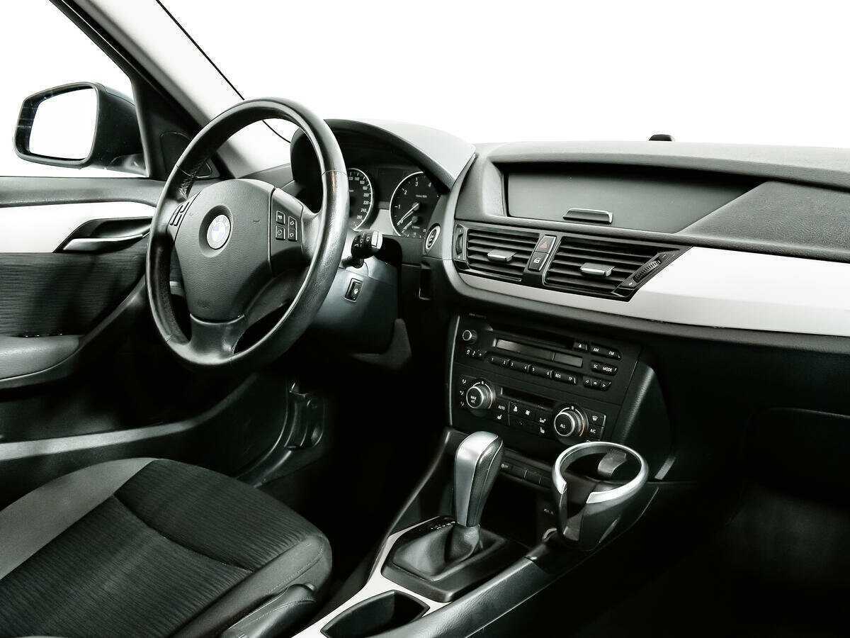 BMW X1 18i, 2013 Фото №9