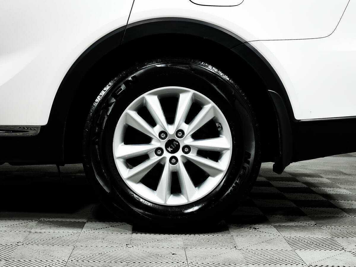 Kia Sorento, 2019 Фото №14