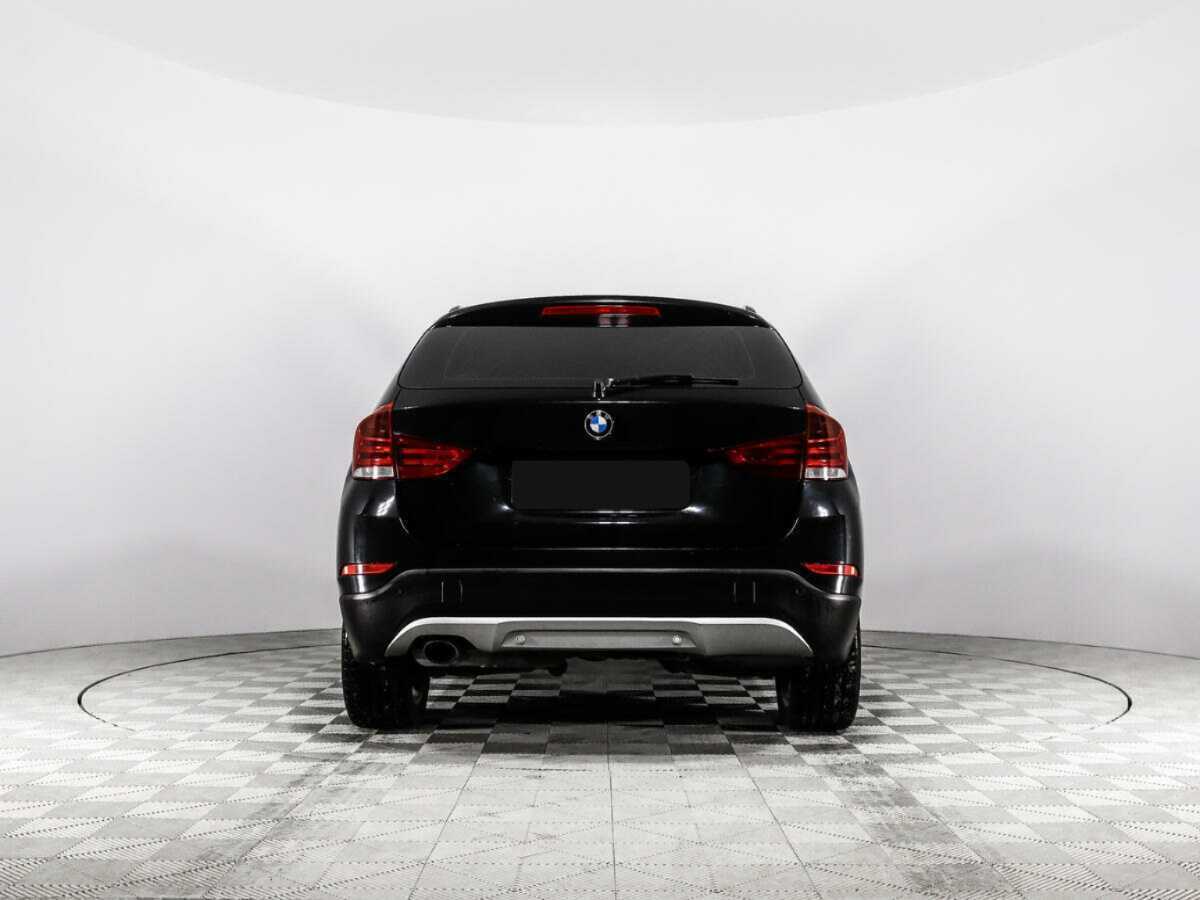 BMW X1 18i, 2014 Фото №6