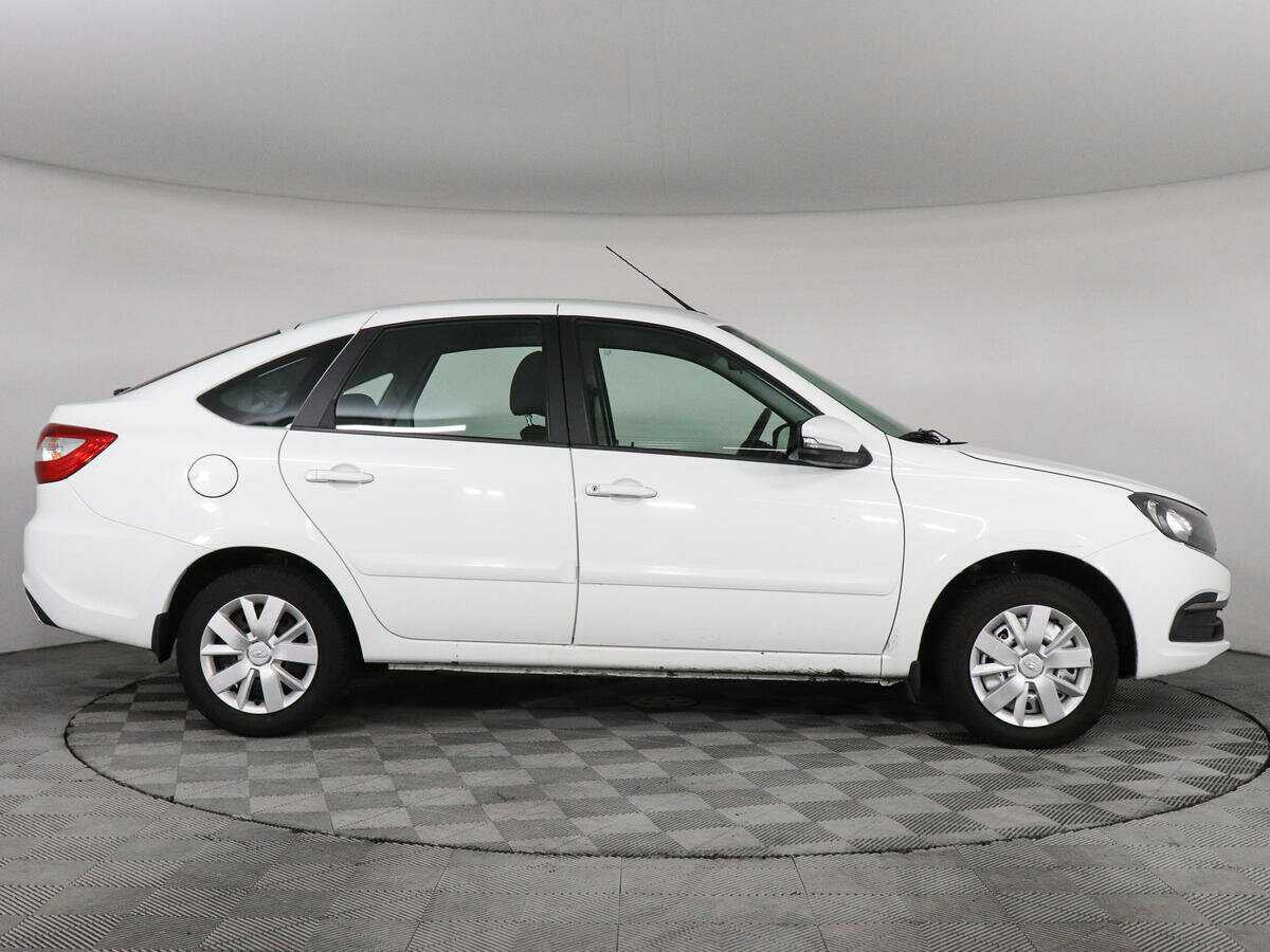 Lada (ВАЗ) Granta, 2018 - 106 189 км. | Фото №4