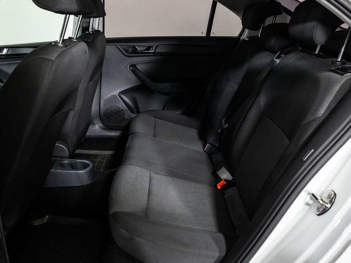 Skoda Rapid, 2018 Фото №10