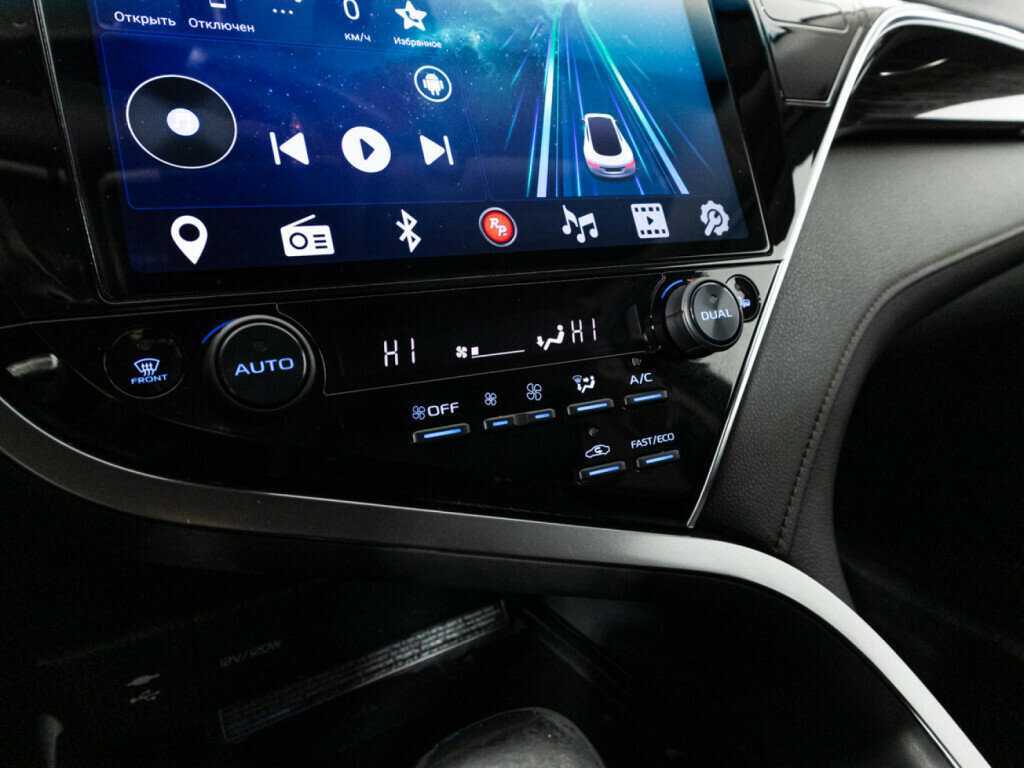 Toyota Camry, 2021 Фото №17