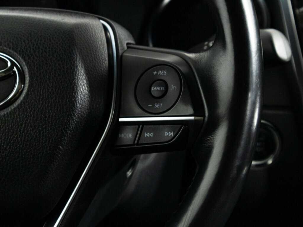 Toyota Camry, 2021 Фото №19