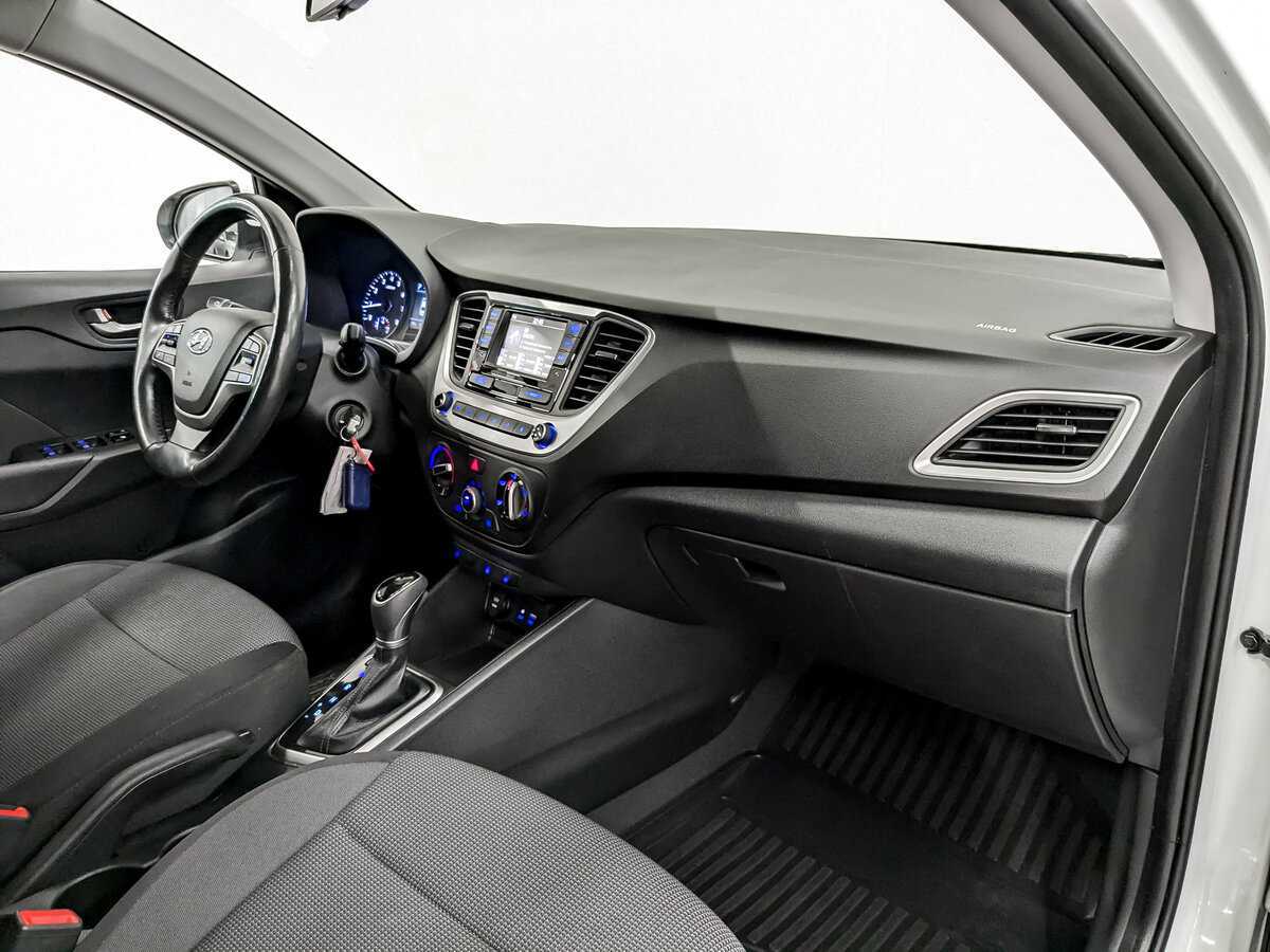 Hyundai Solaris, 2017 Фото №11