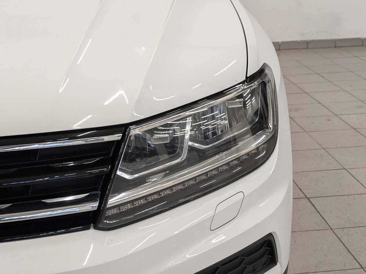 Volkswagen Tiguan, 2020 Фото №11