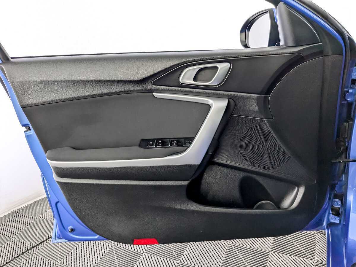 Kia Ceed, 2022 Фото №19