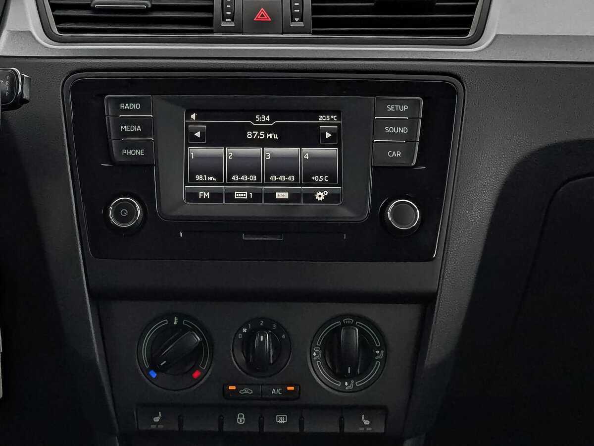 Skoda Rapid, 2017 Фото №16