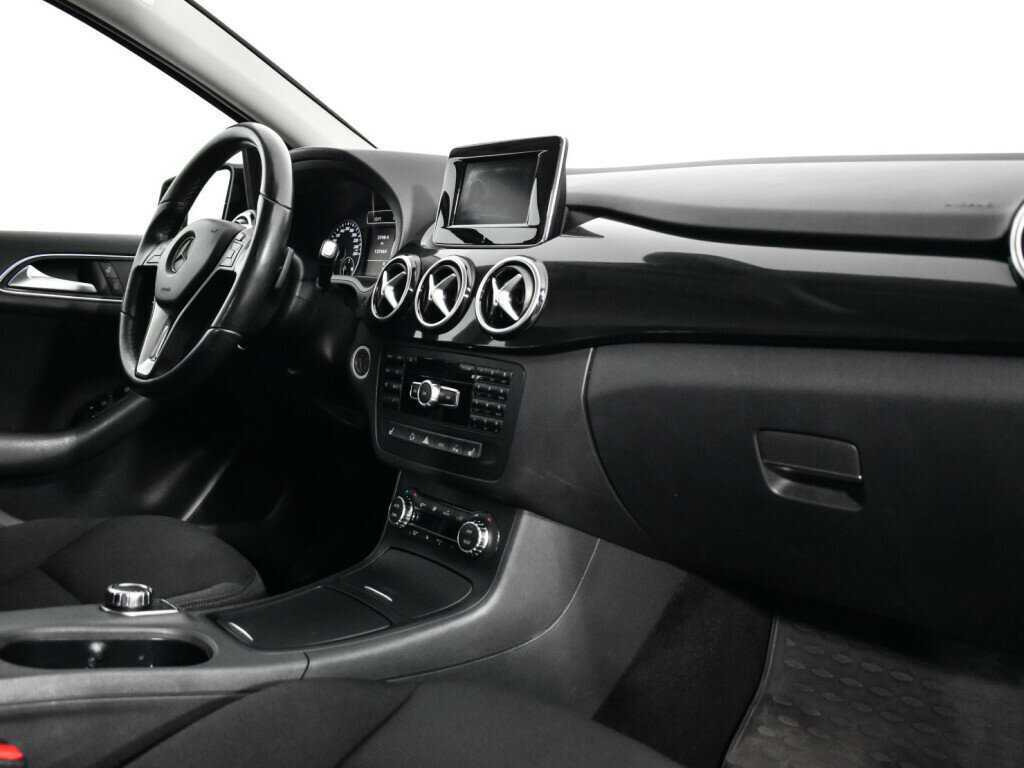 Mercedes-Benz B-Класс 180, 2014 Фото №9