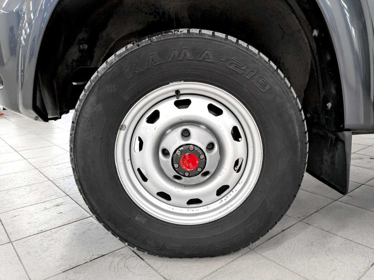 УАЗ Patriot, 2023 Фото №18